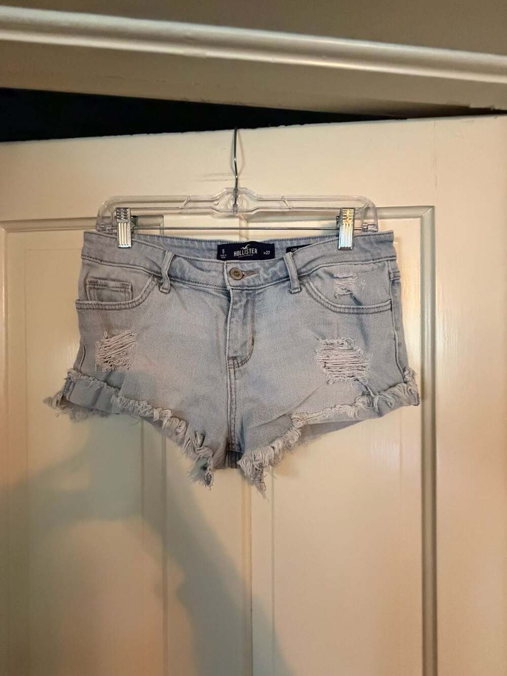 Hollister Denim Shorts Size 5 W27 Light Wash Distressed Cutoffs